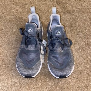 Adidas women’s edge lux climb sneakers size 6.